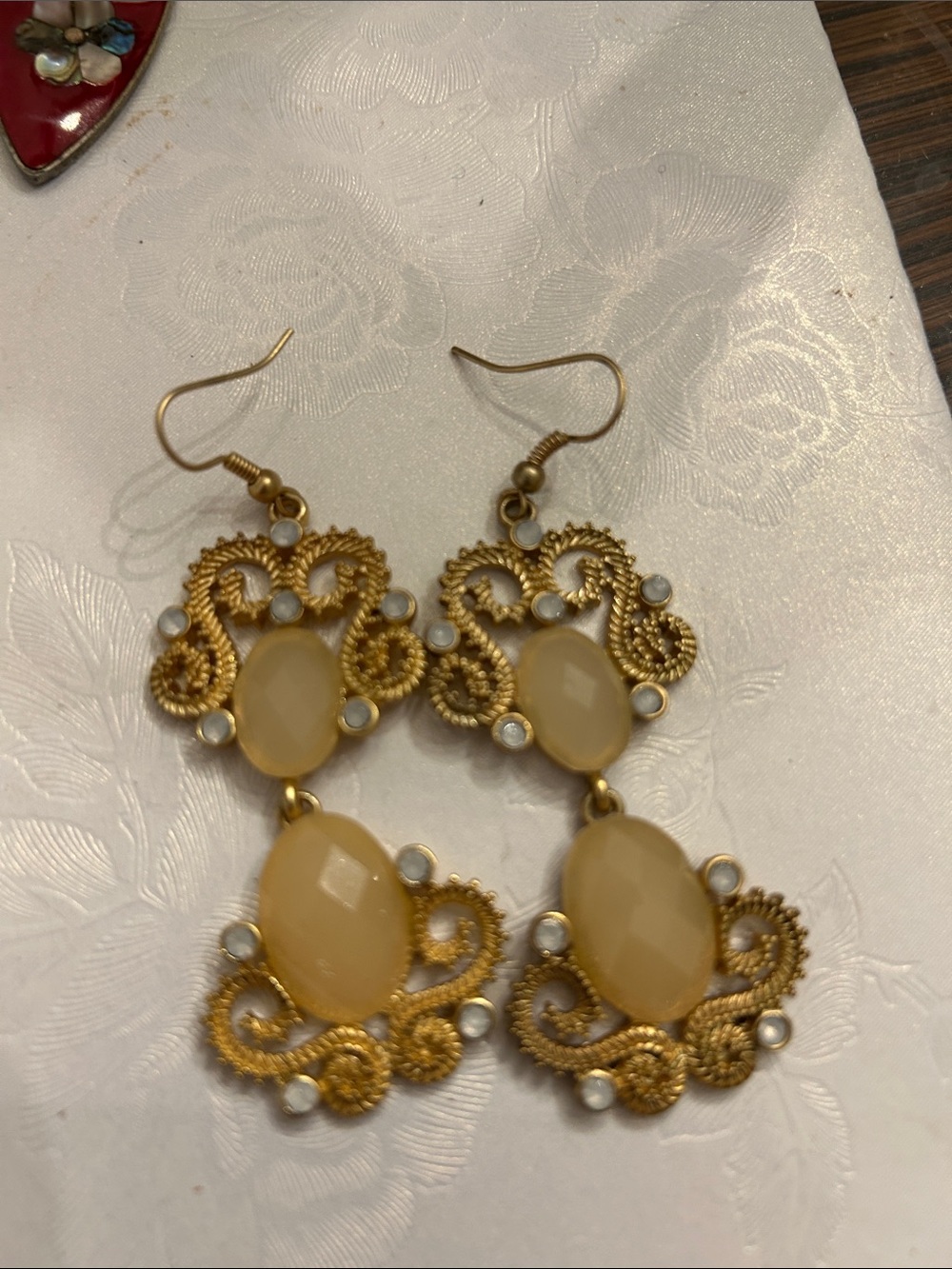 Gold-Tone Cream Stone Drop Earrings - Unbranded